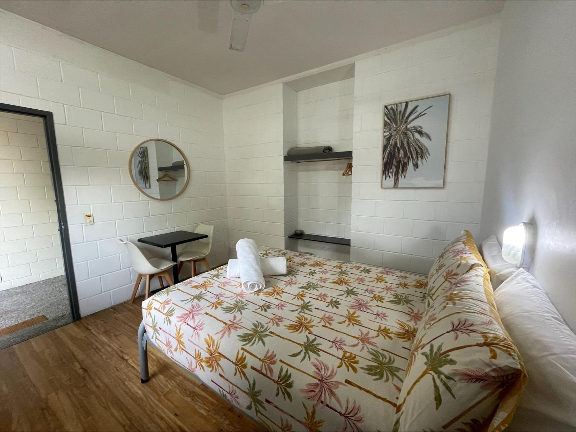 Yha Coolangatta Gold Coast Hostel Exterior foto