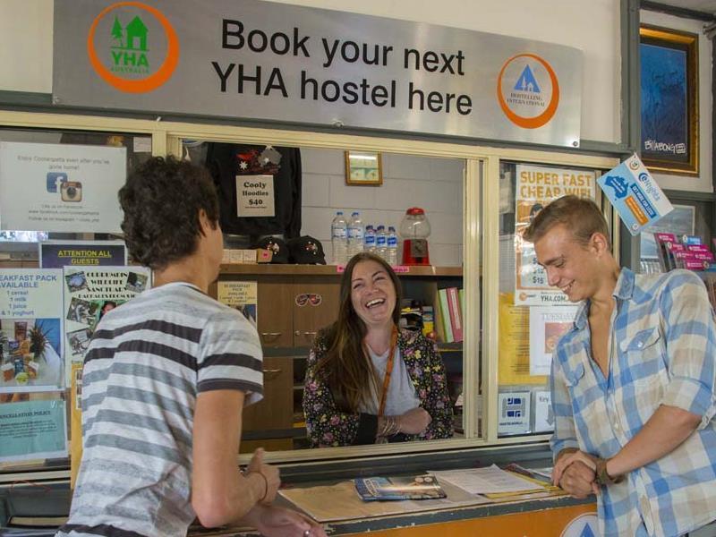 Yha Coolangatta Gold Coast Hostel Exterior foto
