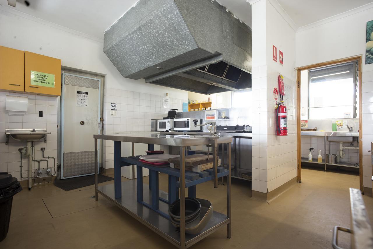 Yha Coolangatta Gold Coast Hostel Exterior foto