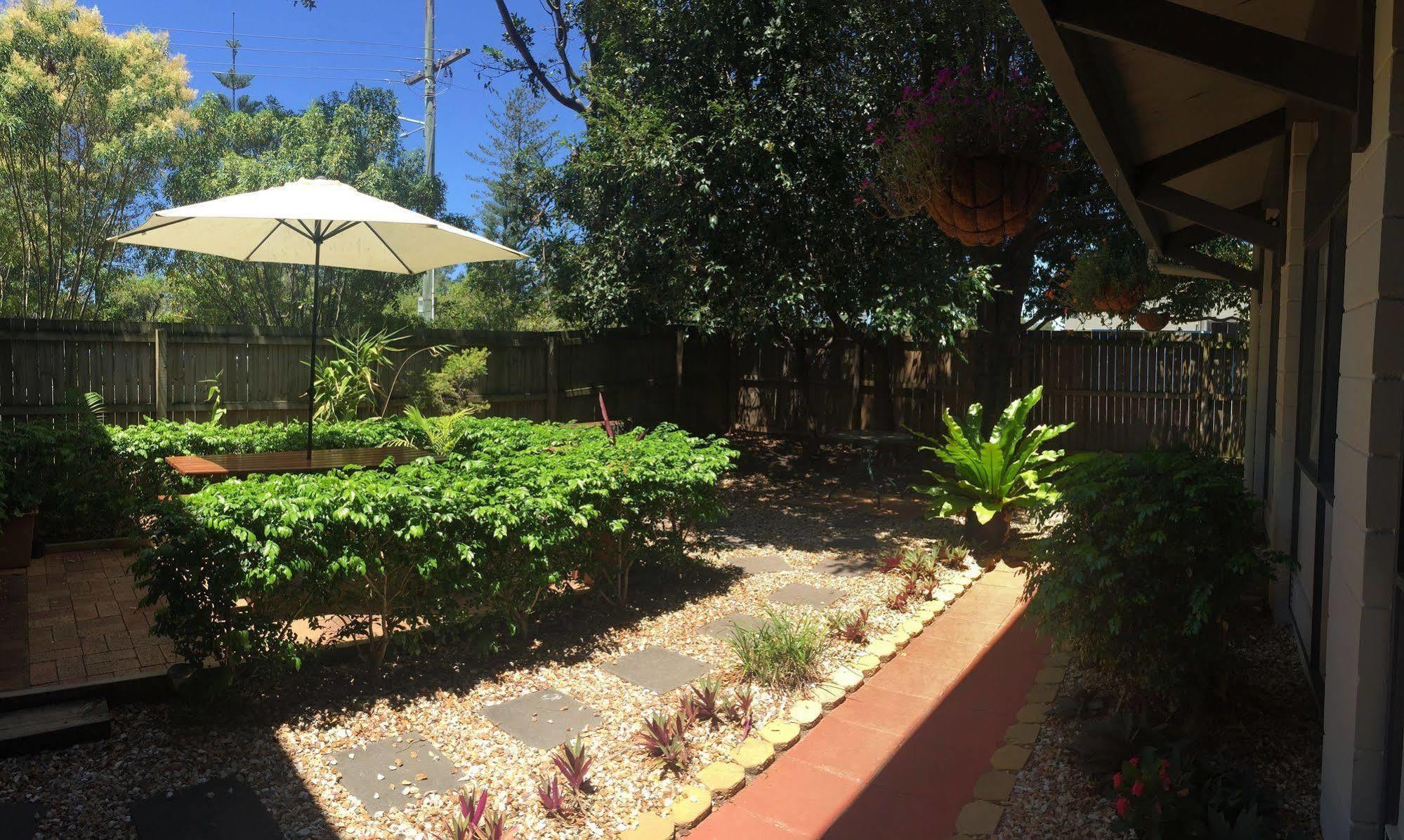 Yha Coolangatta Gold Coast Hostel Exterior foto